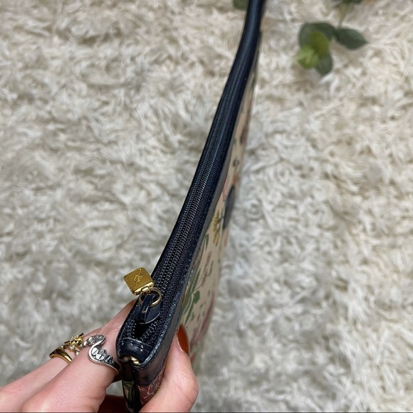 Vintage Gucci XXL Floral Canvas Clutch - Picture 10 of 16